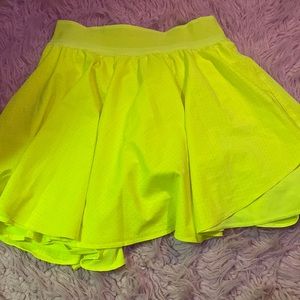 Lululemon Highlighter Yellow Court Rival skirt